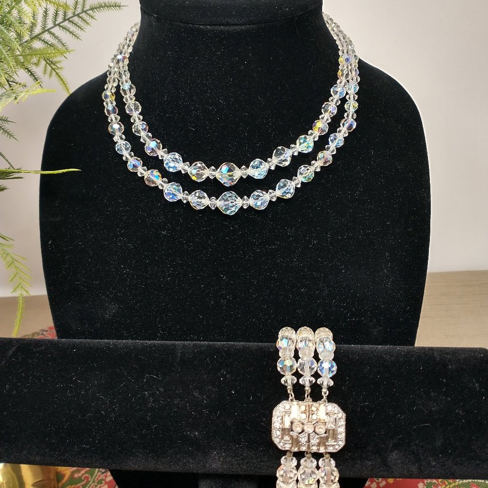 VINTAGE IRIDESCENT GLASS NECKLACE/BRACELET SET